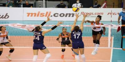 Sultanlar Ligi: Eczacıbaşı VitrA: 2 - Fenerbahçe Opet: 3