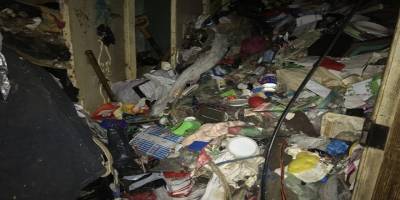 Rusya'da bir evden gelen kötü kokular yüzünden arama yapan polis yaşlı çiftin cesetlerine ulaştı