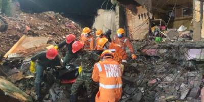 Hindistan'da çöken binada ölenlerin sayısı 41 oldu