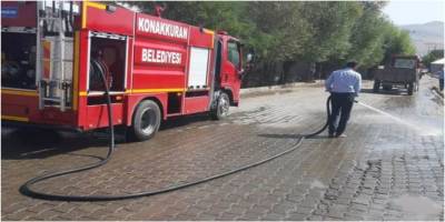 Konakkuran Beldesin'de cadde ve sokaklar tazyikli suyla yıkandı