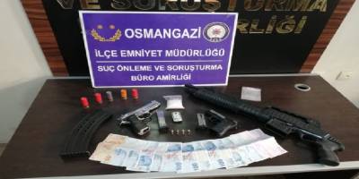 Bursa emniyeti uyuşturucu tacirlerine geçit vermiyor!