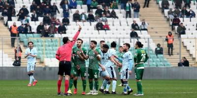 Bursaspor Teknik Direktörü İbrahim Üzülmez'in kadro şanssızlığı