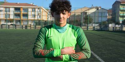 Genç file bekçisi Ömer Faruk Yiğit, Bursaspor’a transfer oldu