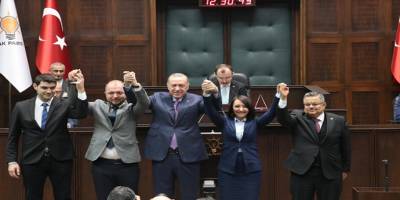 Bilecik'te 2 belediye başkanı AK Parti'ye geçti