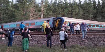 Avustralya’da tren raydan çıktı: 2 ölü