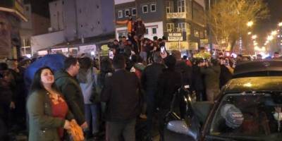 Kars’ta Galatasaraylı taraftarlar sokaklara döküldü
