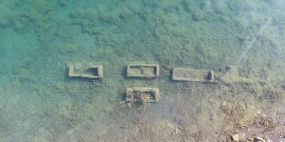 Sivas’ın Hafik ilçesinde Baraj suyu çekilince mezarlıklar ortaya çıktı