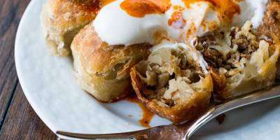 Bildiğiniz tüm mantı tariflerini unutun: Lezzeti ve pratikliğiyle sosyete mantısı tarifi...