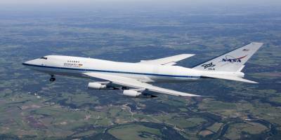 NASA yaptığı açıklamada, Ay’ın güneşli yüzeyinde su keşfettiğini duyurdu