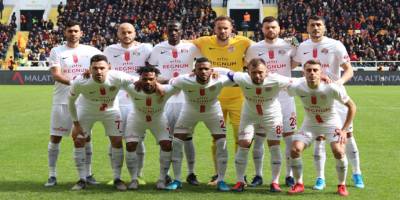 Antalyaspor ile Fenerbahçe 48. randevuda