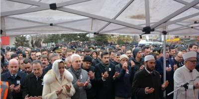 Şehit cenazesinde ilginç görüntü