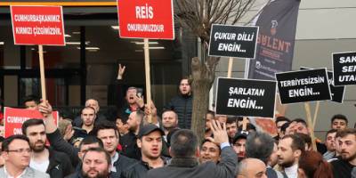 CHP Sakarya il binası önünde protesto: 1 gözaltı