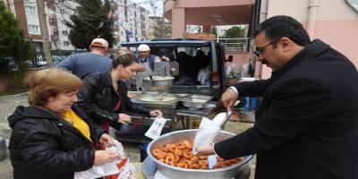 İdlib şehitleri için lokma hayrı yapıldı