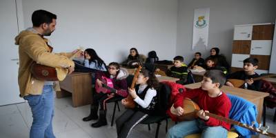 Haliliye’de müzik ve dil kursu