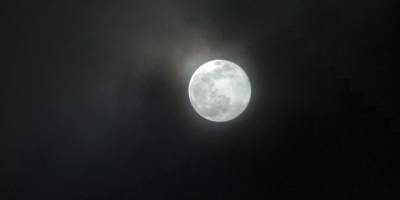 Süper Ay İstanbul'da kartpostallık görüntüler oluşturdu