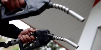 Benzine zam! Bu gece yarısından sonra Benzine 20krş Motorine 12krş zam yapılacak