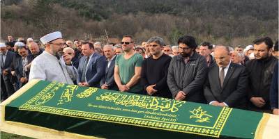 Kastamonu’nun Çatalzeytin ilçesinde yaşlı çifti ölüm bile ayırmadı