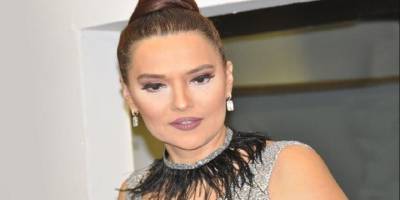 Usta Sanatçı Demet Akalın'dan Suriyelilere Sert Tepki