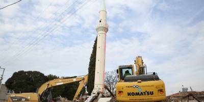 Depremin açtığı yaralar kapatılıyor