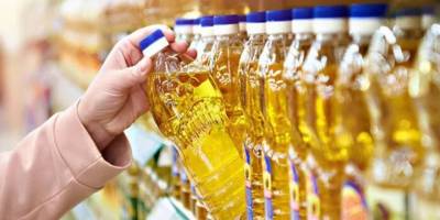 Marketlerin rekabeti halka yaradı! 5 L ayçiçek yağı 130 TL’ye kadar düştü! Bu fiyata bol bol stok tamamlayın!