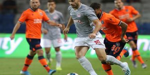 Başakşehir Gruptan Çıkma Aşkına