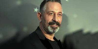 Binlerce kişinin ölümüne neden olan koranavirüs Cem Yılmaz'ı etkiledi