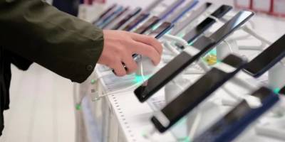 Vergi düzenlemesiyle cep telefonu fiyatlarında indirim: İşte iPhone 11, 12, 13 ve 14'ün güncel fiyatları...