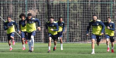 Fenerbahçe, Süper Lig'de oynayacağı Konyaspor hazırlıklarını tamamladı