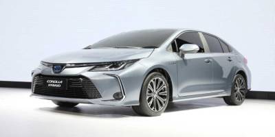 Toyota Corolla fiyatı Gittikçe düşüyor! Toyota araba almanın tam zamanı! Toyota Corolla İndirimli Fiyatı Ne Kadar?