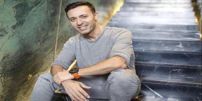 Ünlü Şarkıcı Mustafa Sandal, Ümit Özdağ’a Sahip Çıktı