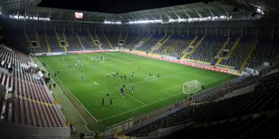 Koronavirüs önlemleri kapsamında Ankaragücü-Çaykur Rizespor sessiz maç