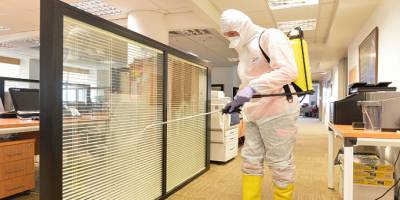 Başkent’te dezenfeksiyon ve sterilizasyon çalışmaları hız kesmeden devam ediyor.