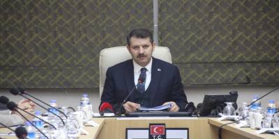 Umre yolcularını taşıyan uçak Isparta’ya yönlendirildi