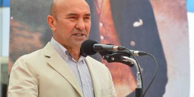 Tunç Soyer: Toplu taşımada maske zorunluluğu geliyor