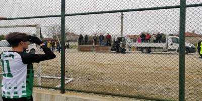 Kuştepe Gençlik Spor taraftarının futbol sevgisi korona virüs dinlemedi