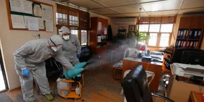 Antalya Kepez’de kamu kurumları dezenfekte ediliyor