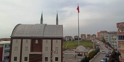 Cami hoparlöründen vatandaşlara "sokağa çıkmayın" uyarısı