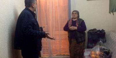 Kırıkkale'de Mahalle muhtarı yaşlıların hizmetine koşuyor