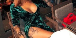 Süper Yenge Irina Morozyuk'dan Çıplak Poz