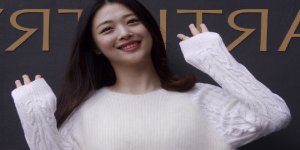 Sevilen Şarkıcı Sulli Evinde Ölü Bulundu!