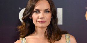 Sevişme Sahneleri Ruth Wilson'ı Çileden Çıkardı!
