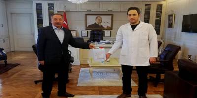 Ağrı İbrahim Çeçen Üniversitesi'nde el dezenfektanı üretildi