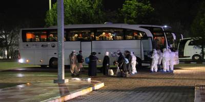 Konya'da karantina altına alınmışlardı 64 umreci yakınlarına kavuştu
