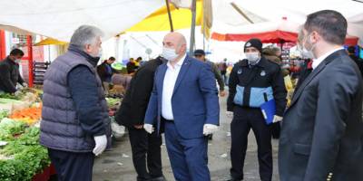 Darıca Belediye Başkanı Bıyık’tan pazarda korona virüs denetimi