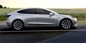 Tesla Model 3 Hız Güncellemesi