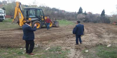 Kütahya'nın Emet Belediyesi çiçek serası kuruyor