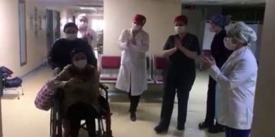 Ordu’da koronayı yenen 3 hasta alkışlarla taburcu edildi