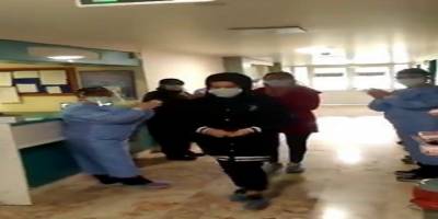 Elazığ’da koronayı yenen 9 kişi alkışlarla taburcu oldu