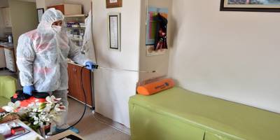 Tepebaşı Belediyesi Aile sağlığı merkezlerini ilaçlıyor