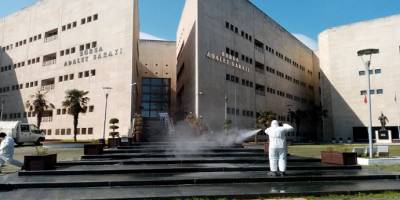 Bursa Adliyesinde vatandaşların sağlığı için korona virüs Önlemi